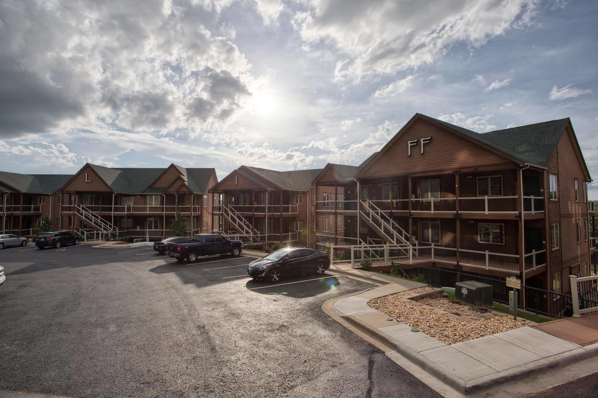 Cliffs Resort Table Rock Lake แบรนสัน ภายนอก รูปภาพ