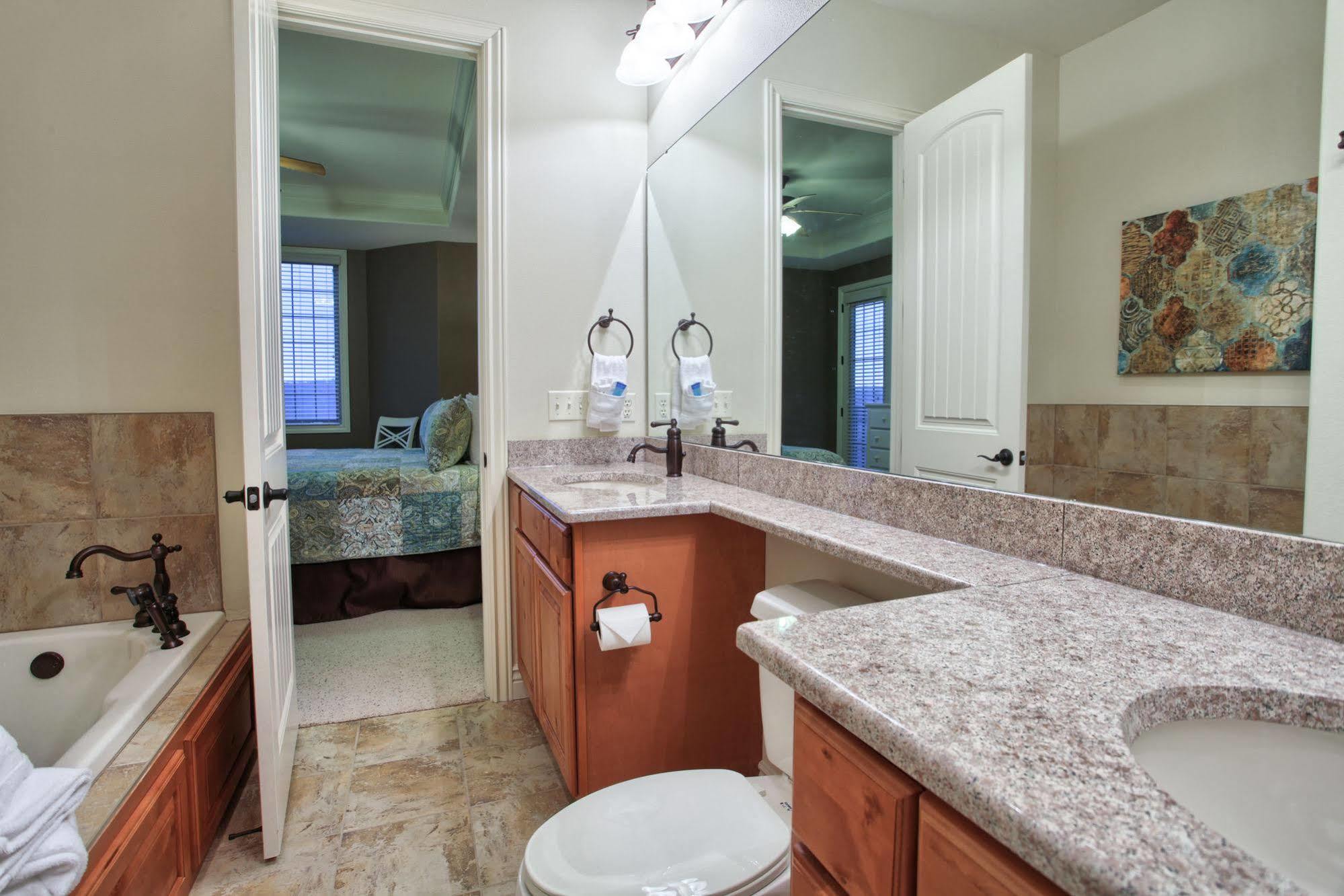 Cliffs Resort Table Rock Lake แบรนสัน ภายนอก รูปภาพ