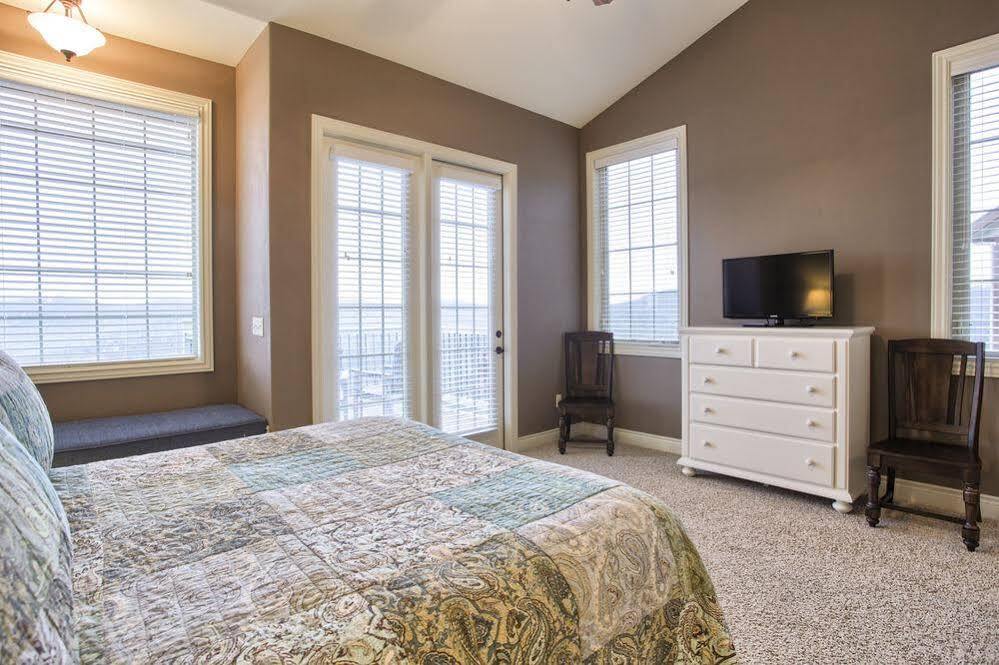 Cliffs Resort Table Rock Lake แบรนสัน ภายนอก รูปภาพ