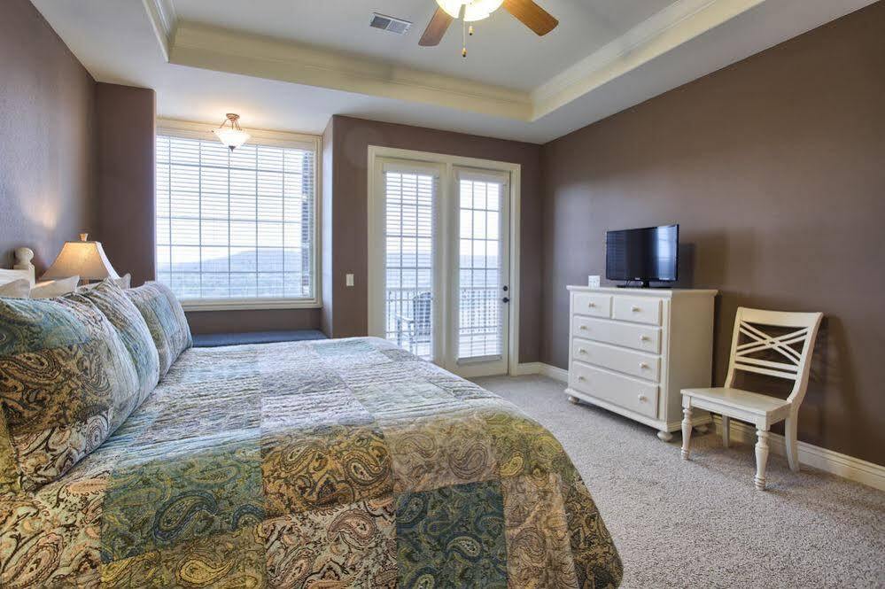 Cliffs Resort Table Rock Lake แบรนสัน ภายนอก รูปภาพ
